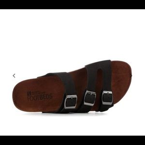 WOMEN'S WHITE MOUNTAIN GREATEST FOOTBED'S SANDALS